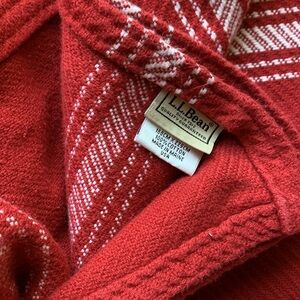 L.L. Bean, twin cotton blanket. No holes no funny smells.